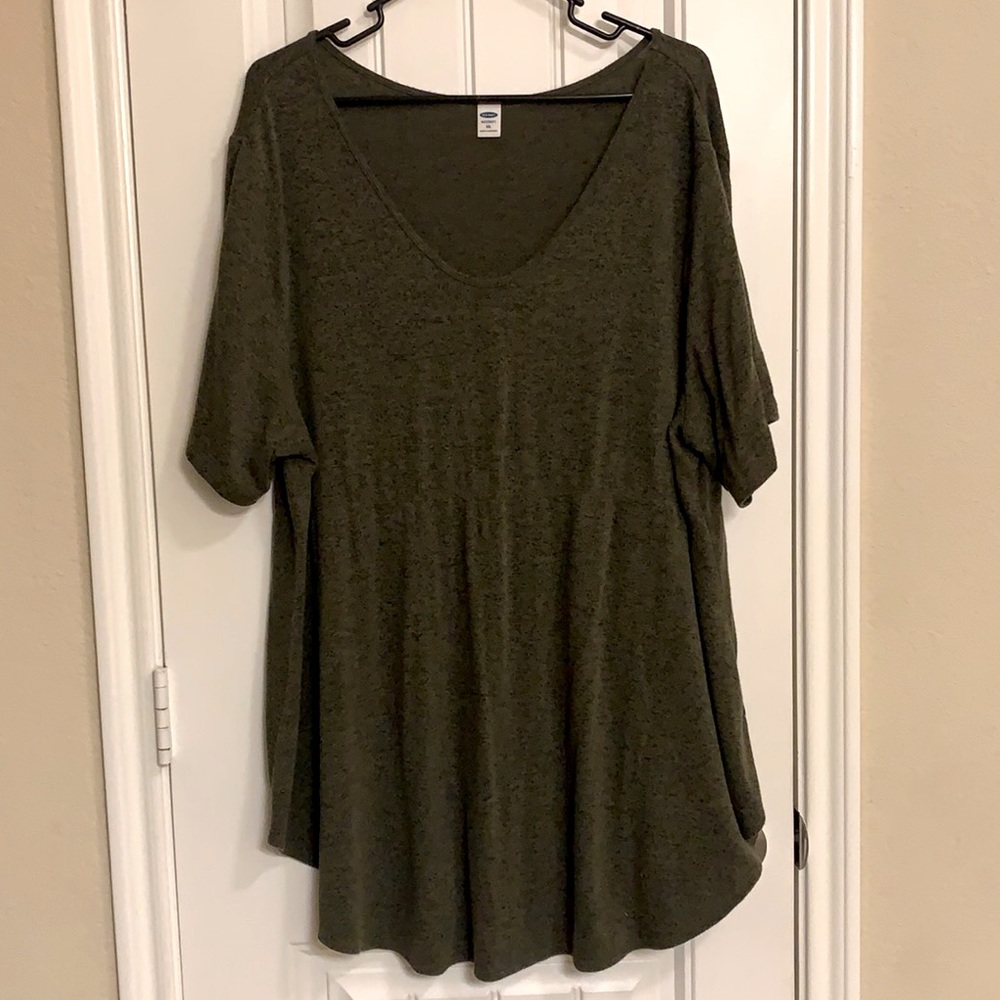 XXL Maternity Olive Short Sleeve Old Navy shirt